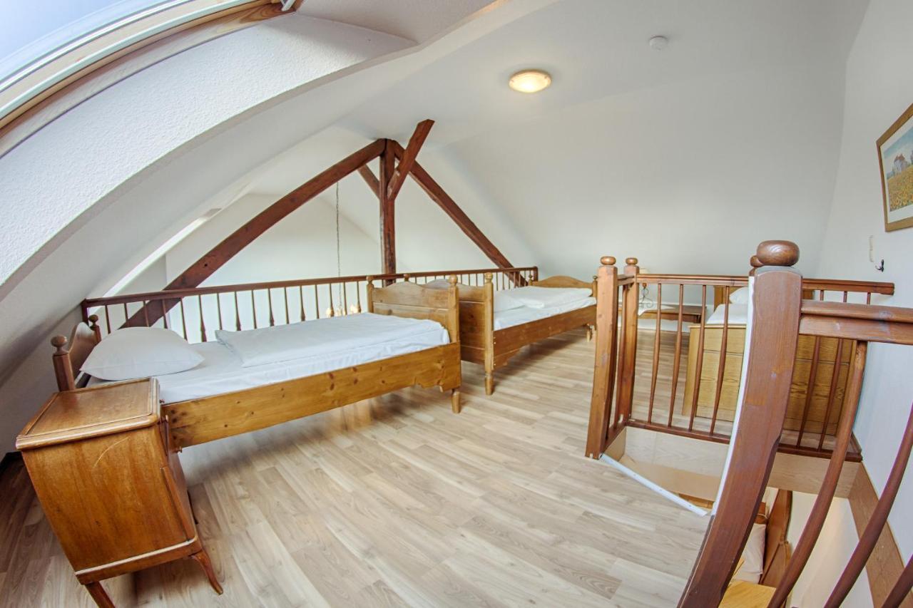 Landhaus Goeddertzhof Еркеленц Екстериор снимка
